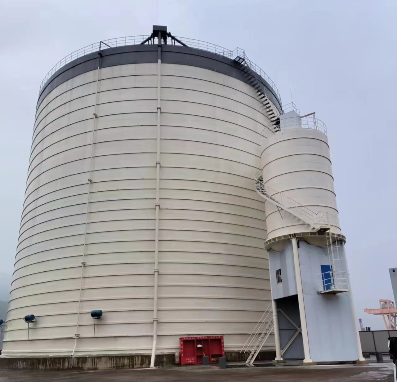 常山10万吨水泥钢板库